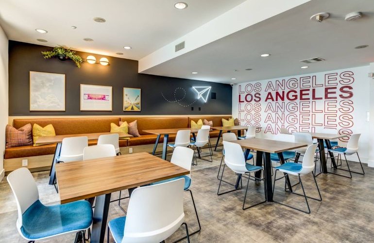 resident lounge
